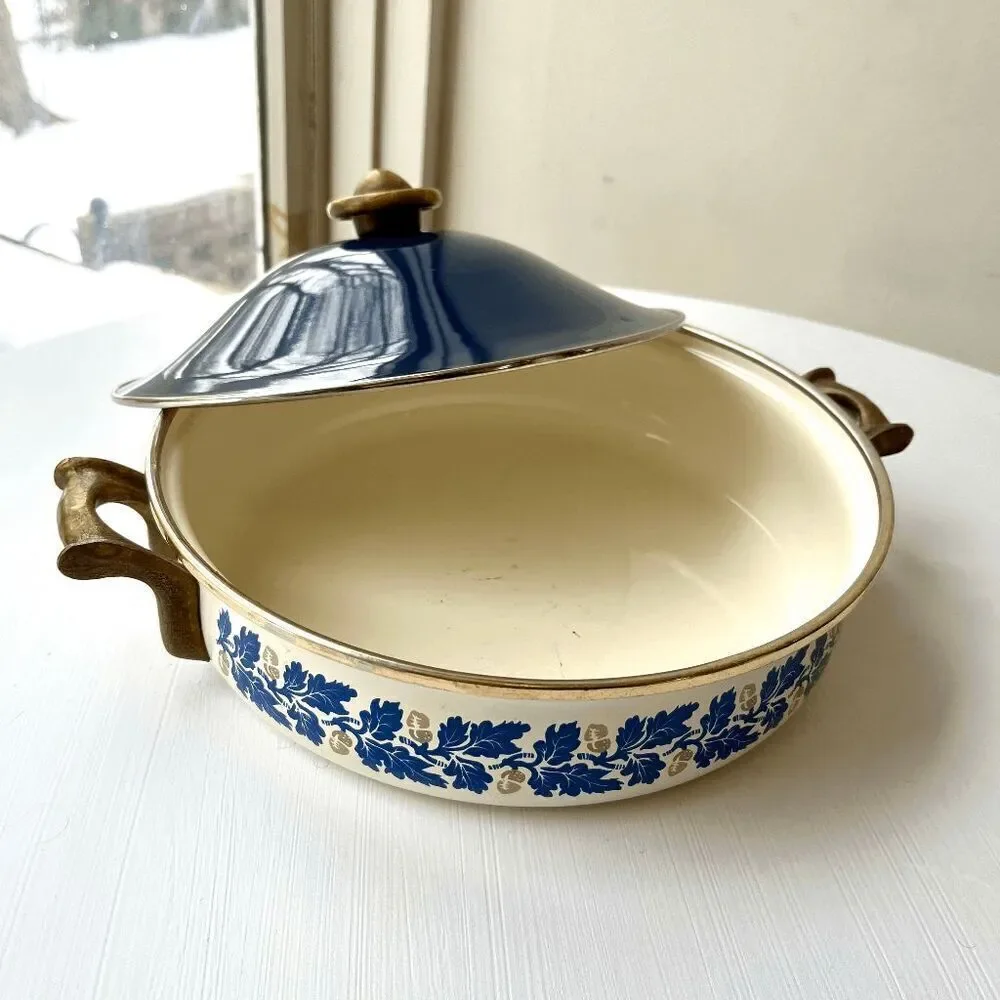 Vintage 1981 Asta Katja German Enamel Bakeware Dish Oak Leaf & Acorn